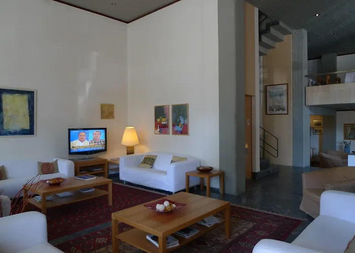 Otel Dioscouri 3*